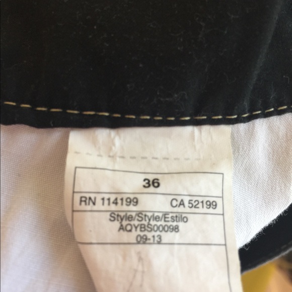 XXSOLDXX Quicksilver Board Shorts - Picture 2 of 2